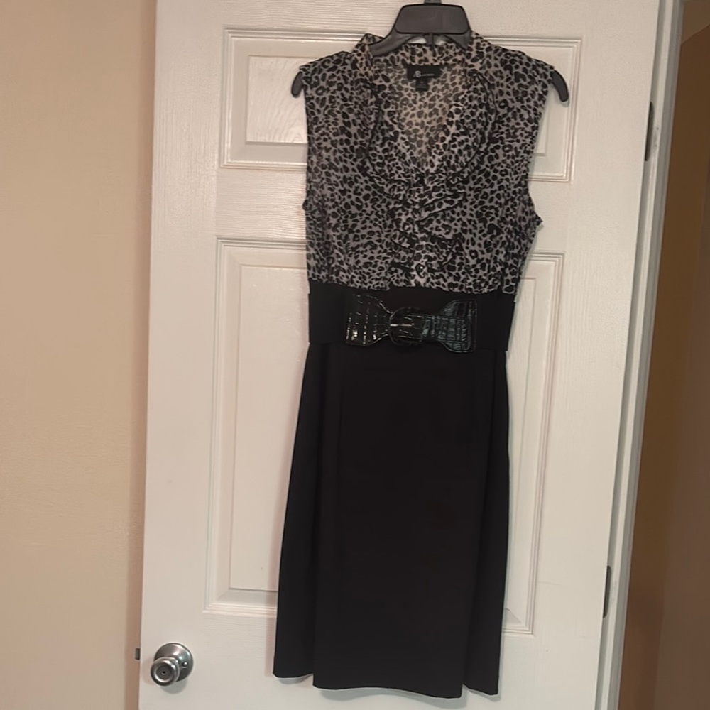 Leopard Print Sleeveless Dress with Belt